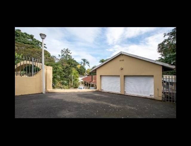 5 BEDROOM HOUSE FOR SALE IN ATHOLL HEIGHTS